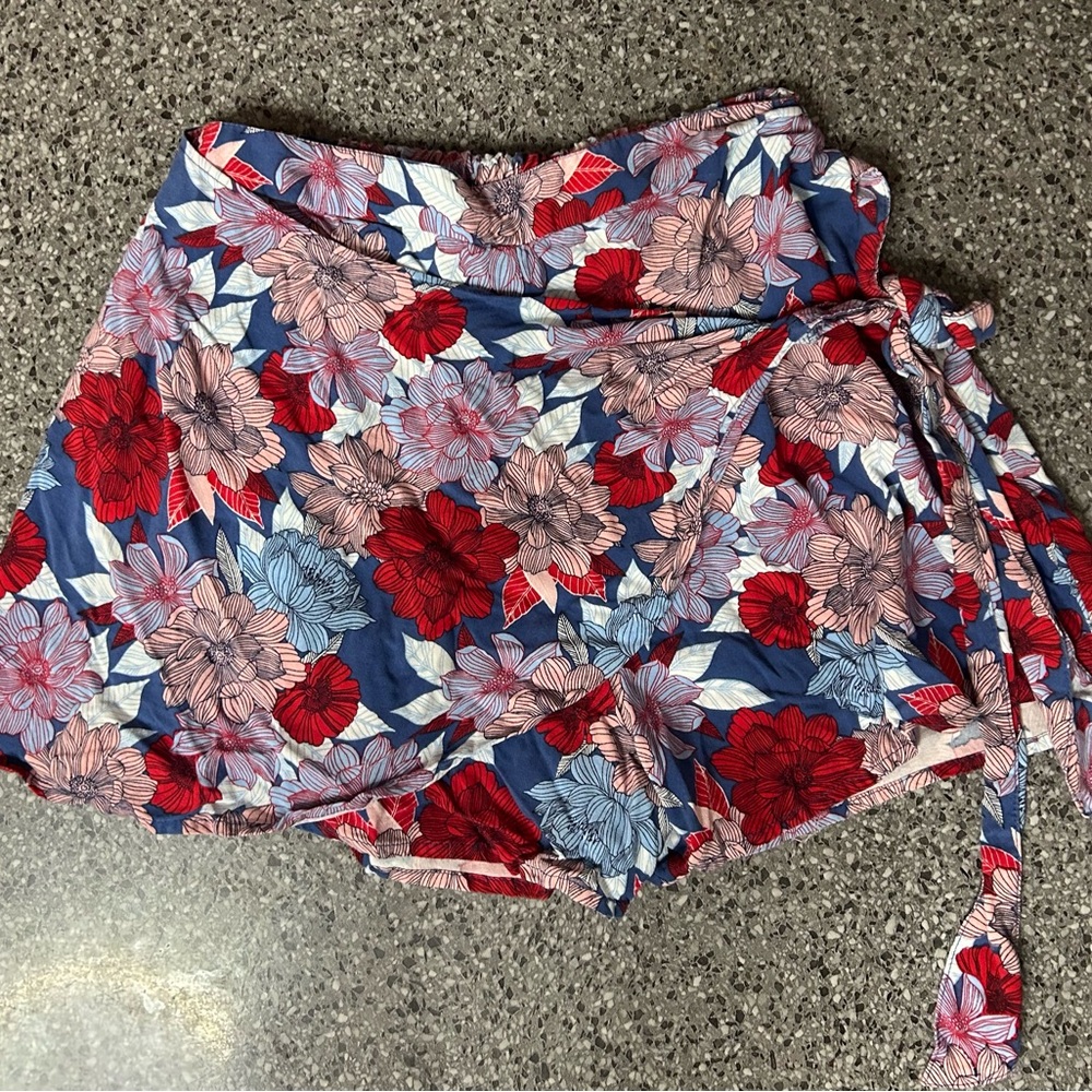 Japna Blue Floral Tie-Wrap Skort with Red & Pink Flowers